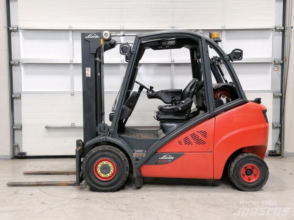 Linde H30T-02 Plinski viličari