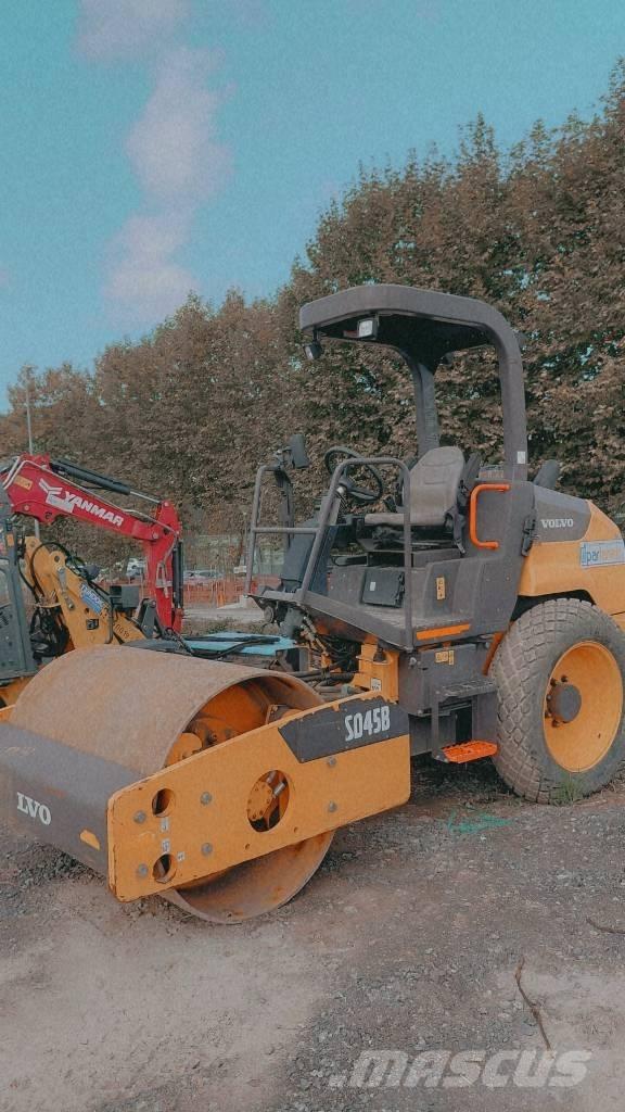 Volvo SD 45 B Valjci sa jednim bubnjem