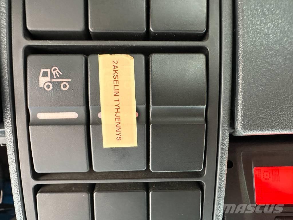 MAN TGX 35.640 Rol kiper kamioni s kukama za dizanje