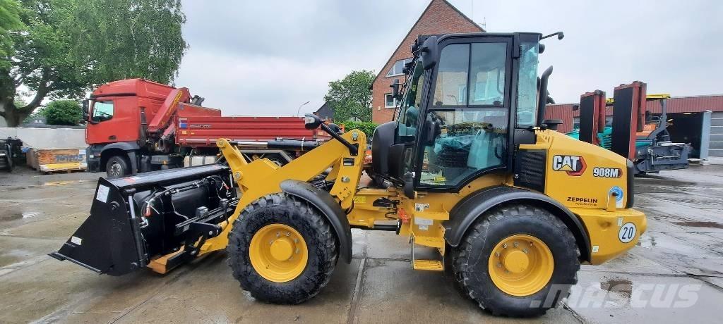 CAT 908M Utovarivači na kotačima