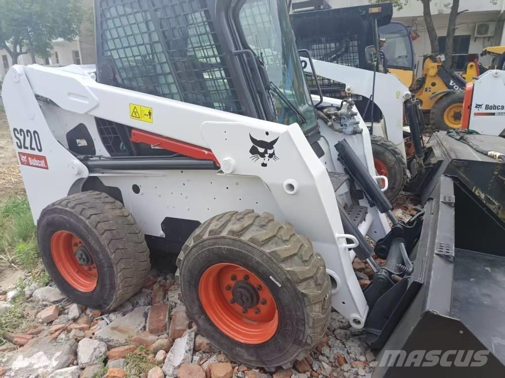 Bobcat S 220 Skid steer mini utovarivači