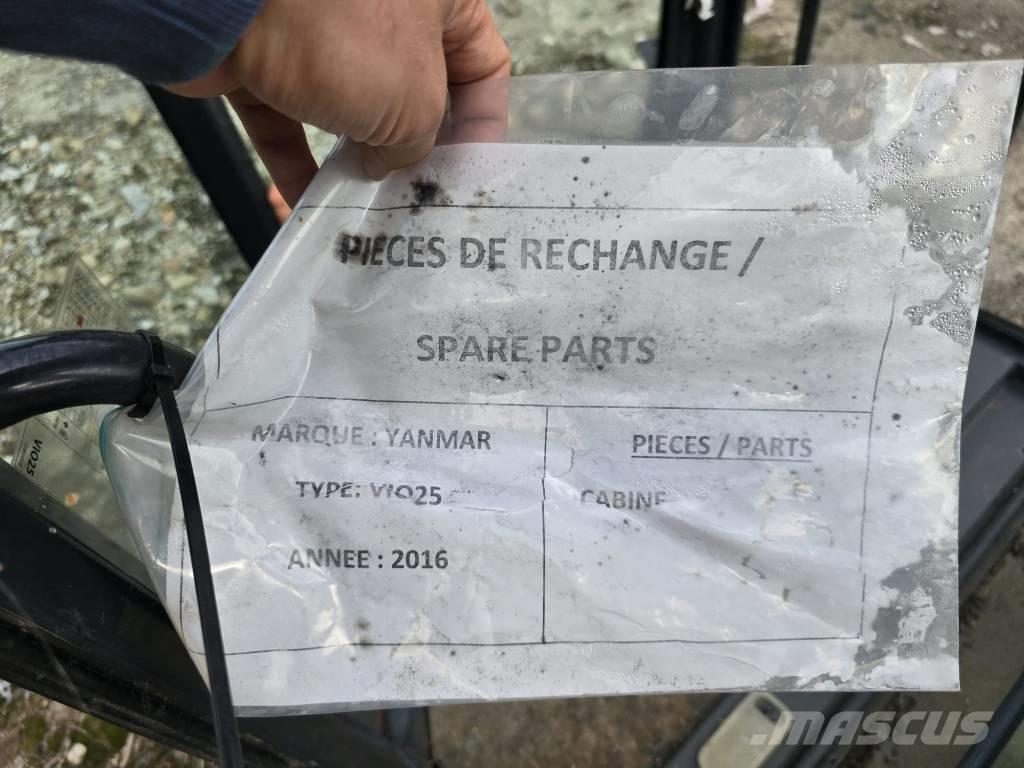 Yanmar Vio 25 Cabine Kabine i unutrašnjost