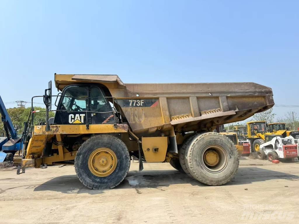 CAT 773 F Kruti damperi