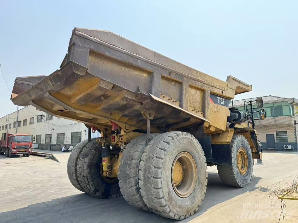 CAT 773 F Kruti damperi