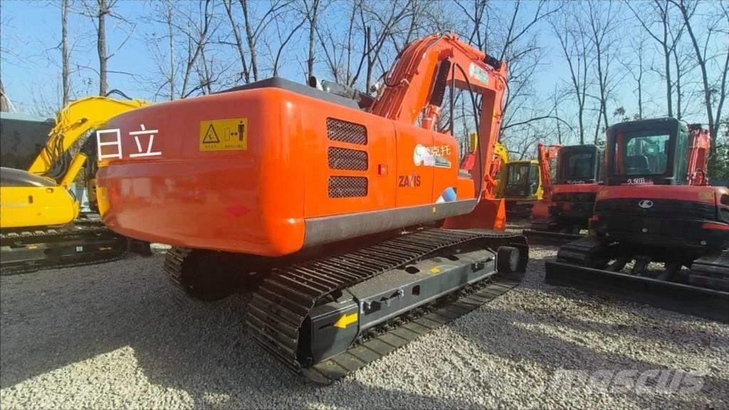 Hitachi ZX 210-3 Bageri gusjeničari