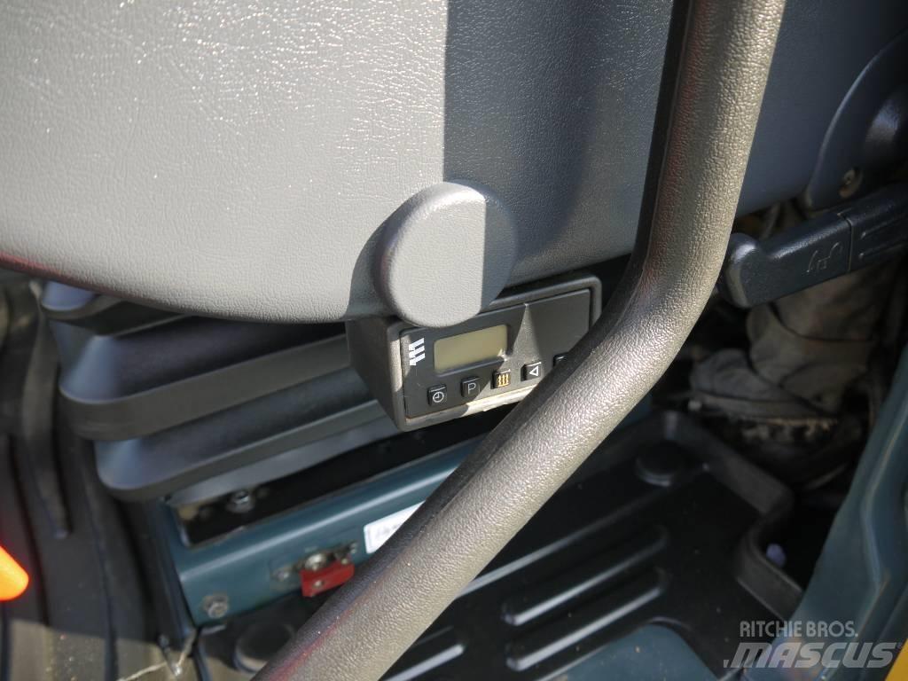 Hyundai HX 300 L Bageri gusjeničari