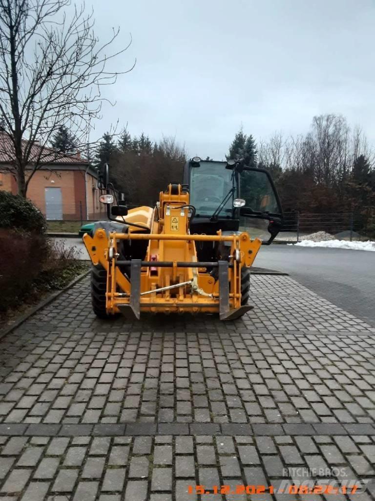 JCB 540-140 Teleskopski viličari