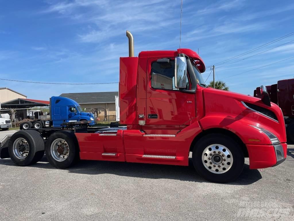 Volvo VNL64T300 Traktorske jedinice