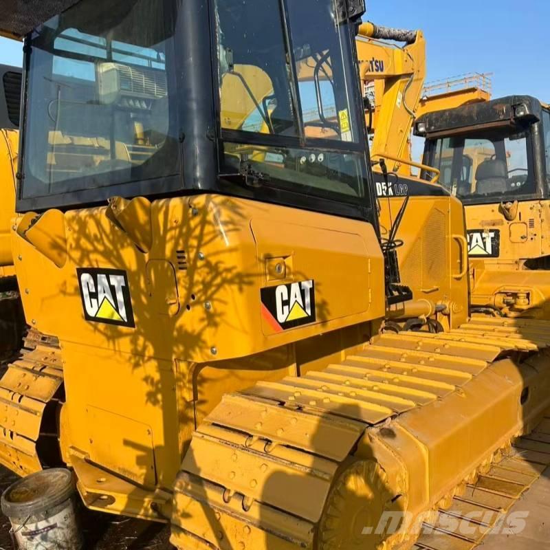 CAT D 5 K Buldožeri gusjeničari