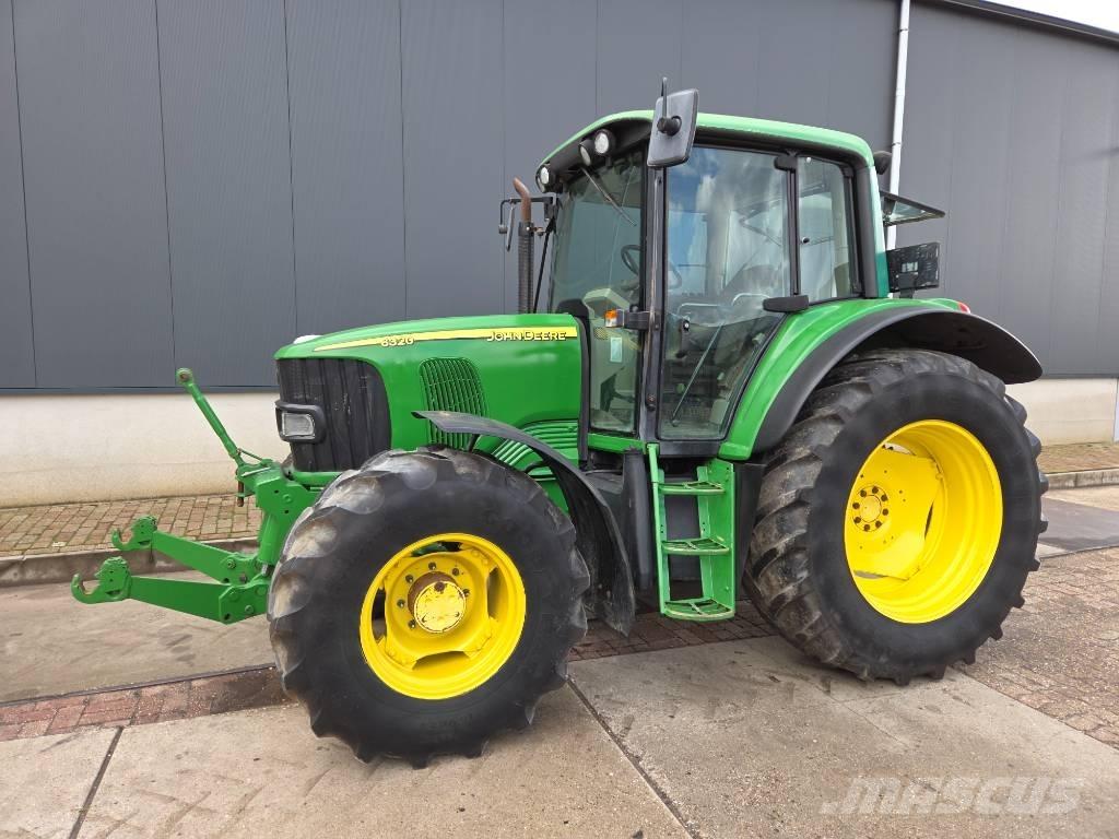 John Deere 6320 Traktori