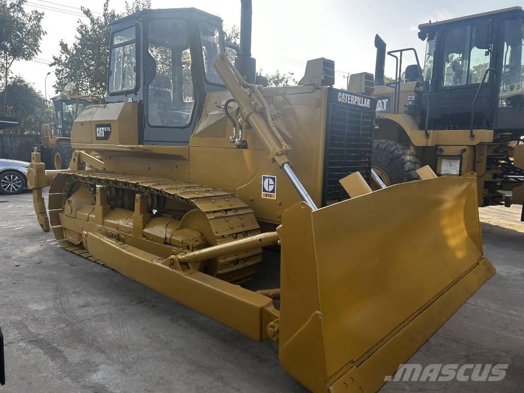 CAT D7G Buldožeri gusjeničari