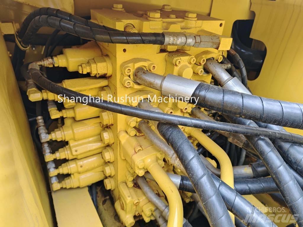 Komatsu PC210-8 Bageri gusjeničari