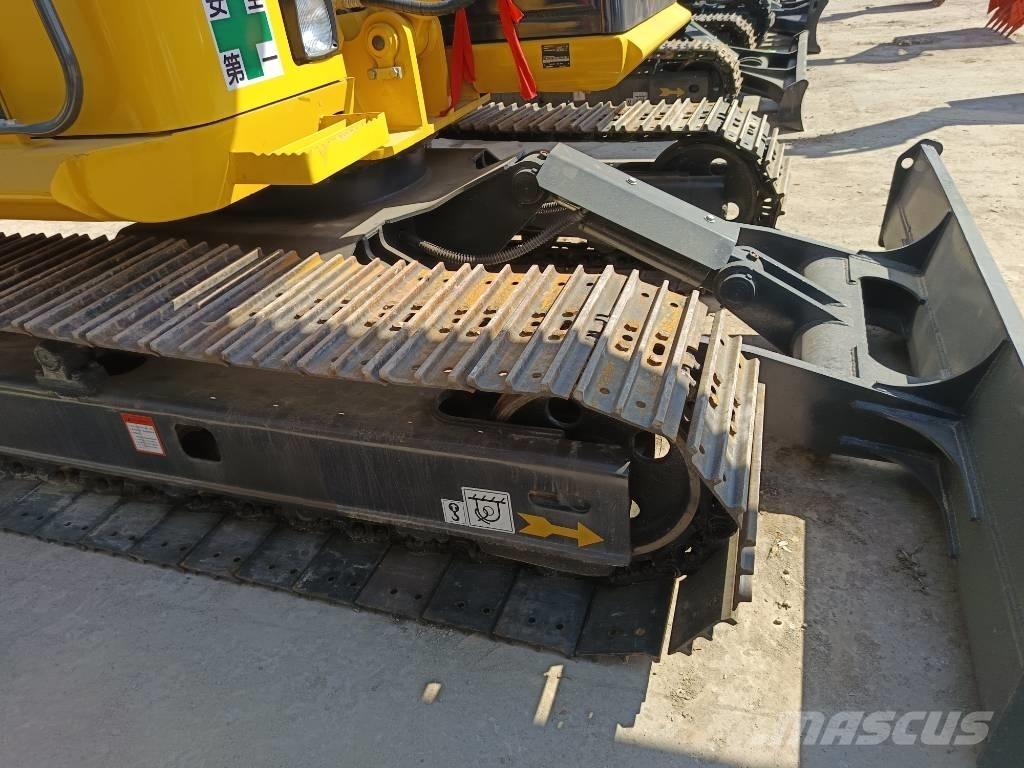Komatsu PC 70 Bageri gusjeničari