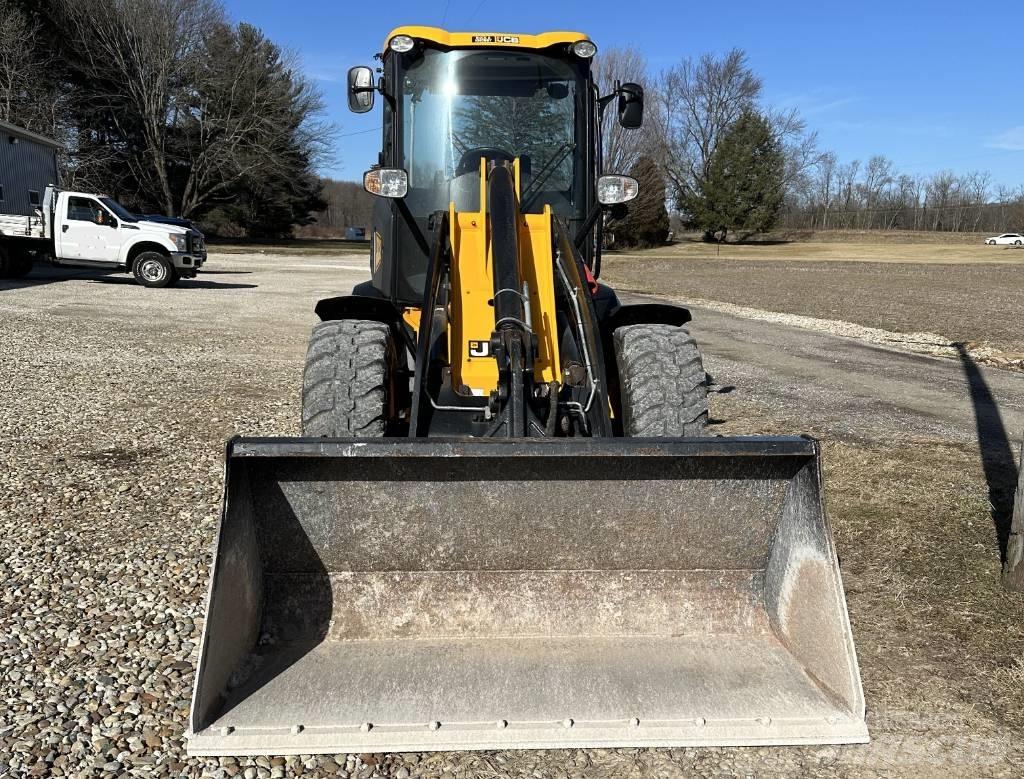 JCB 409 Utovarivači na kotačima