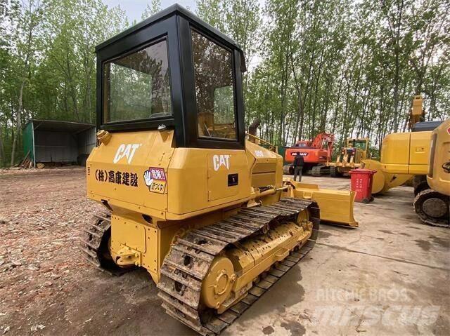 CAT D 5 G Buldožeri gusjeničari