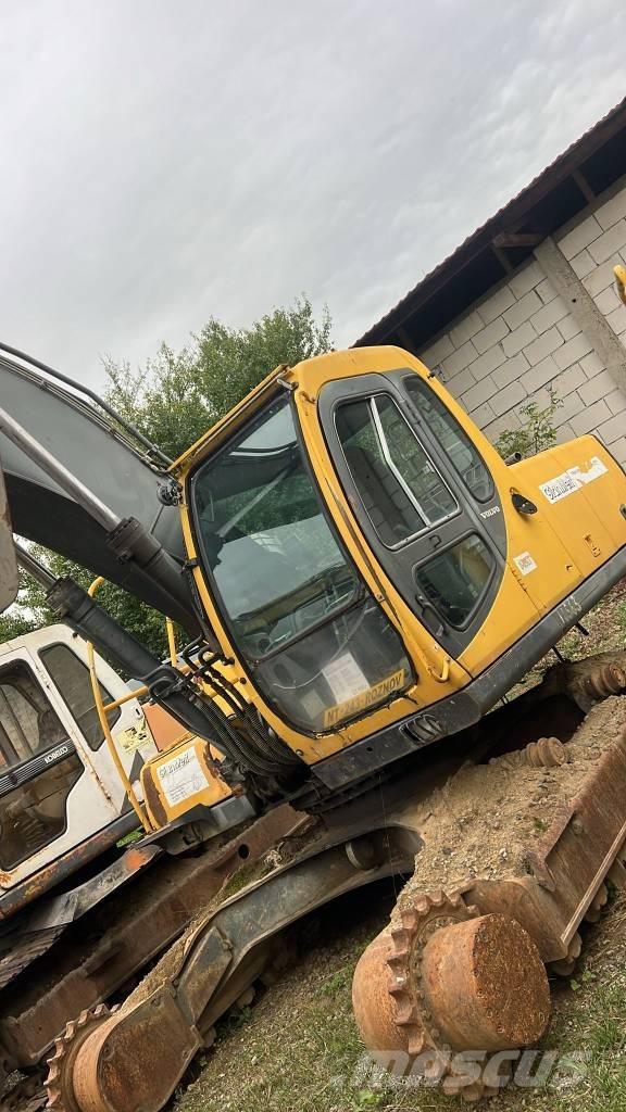 Volvo EC 210 LC Kabine i unutrašnjost