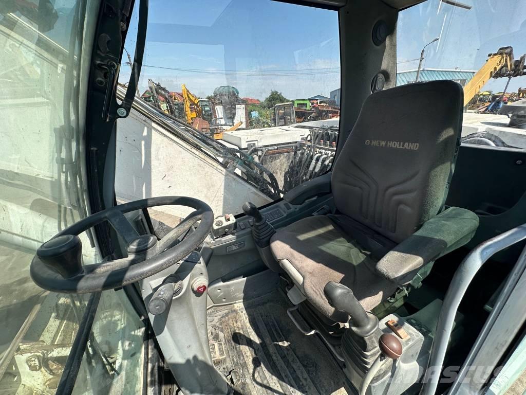 New Holland MH Plus Bageri na kotačima