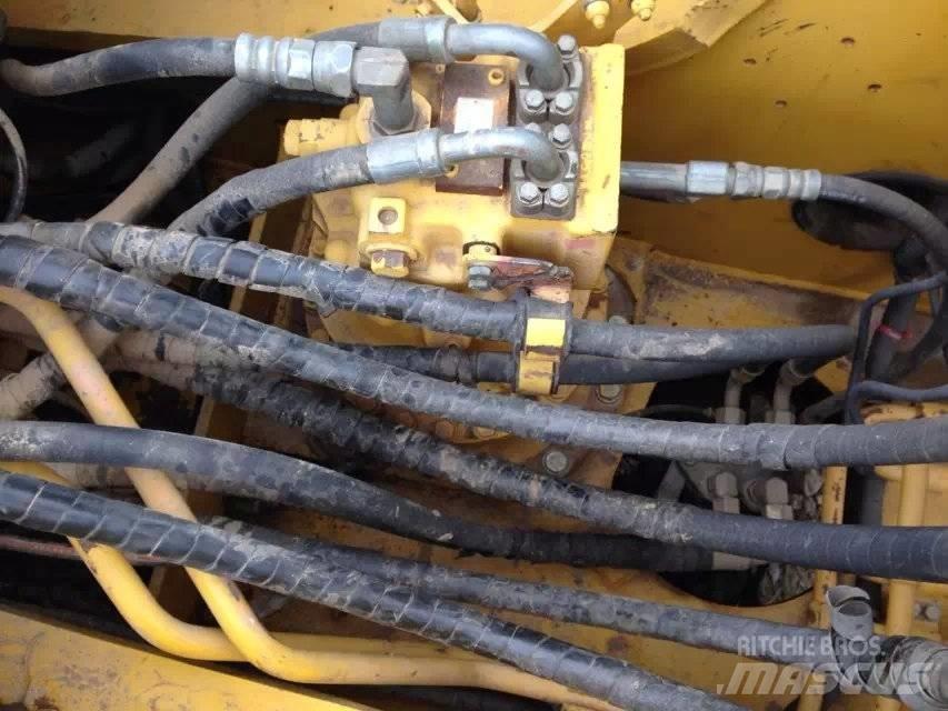 Komatsu pc220-7 Bageri gusjeničari
