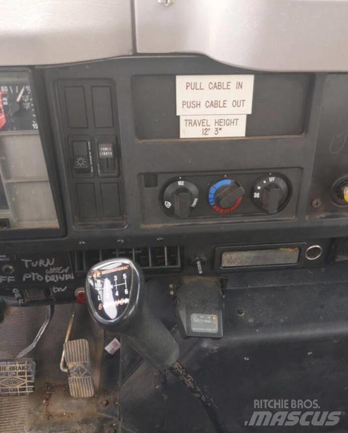 International 4700 Komunalna vozila