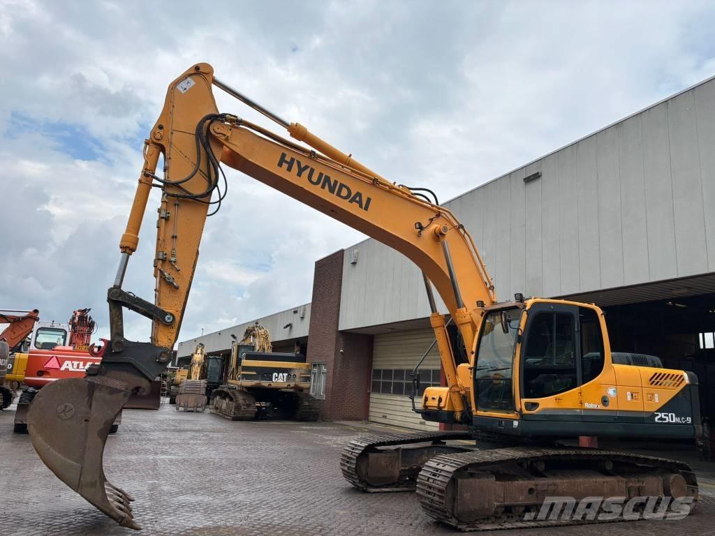 Hyundai 250NLC-9 Bageri gusjeničari