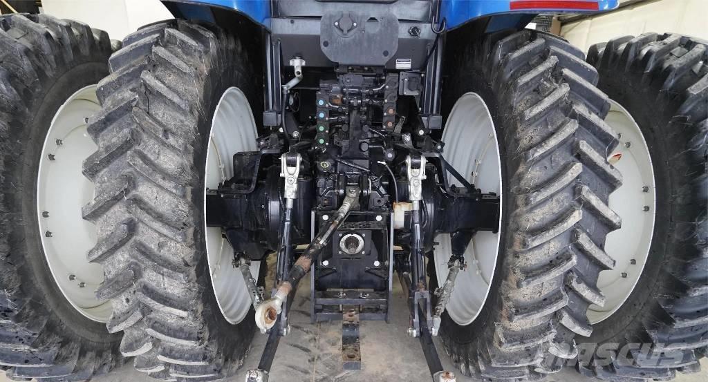 New Holland T 7.210 Traktori