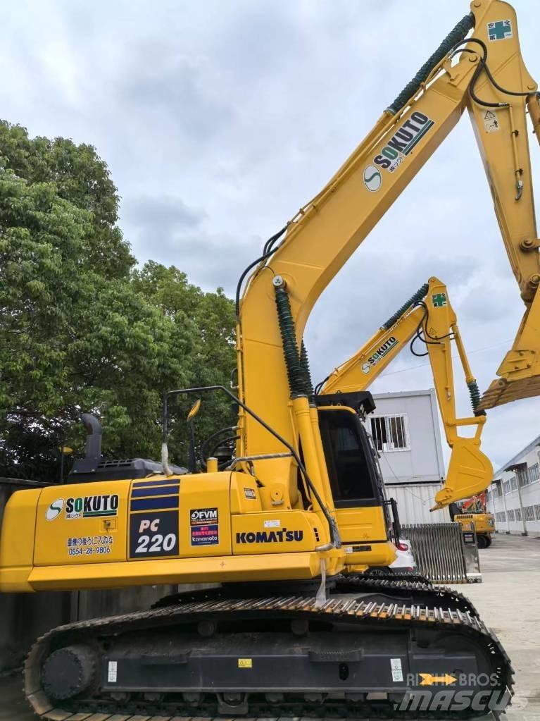 Komatsu PC 220-8 Bageri gusjeničari