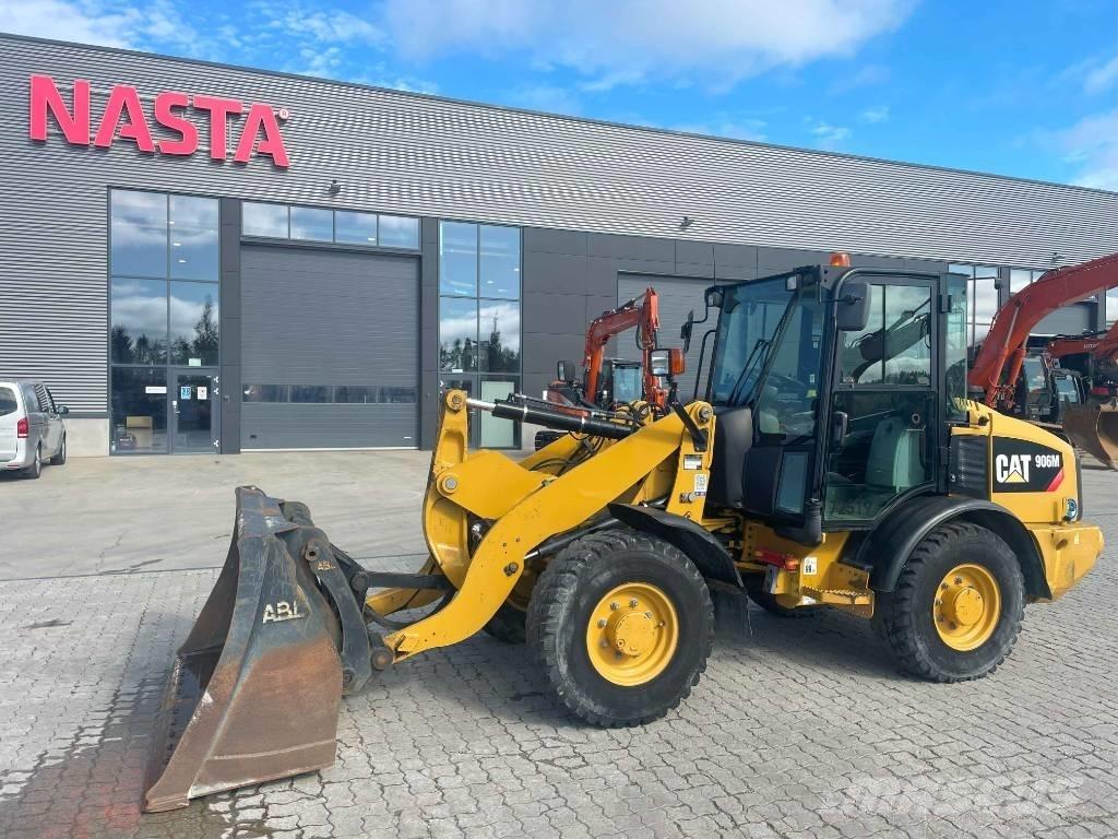 CAT 906M Utovarivači na kotačima