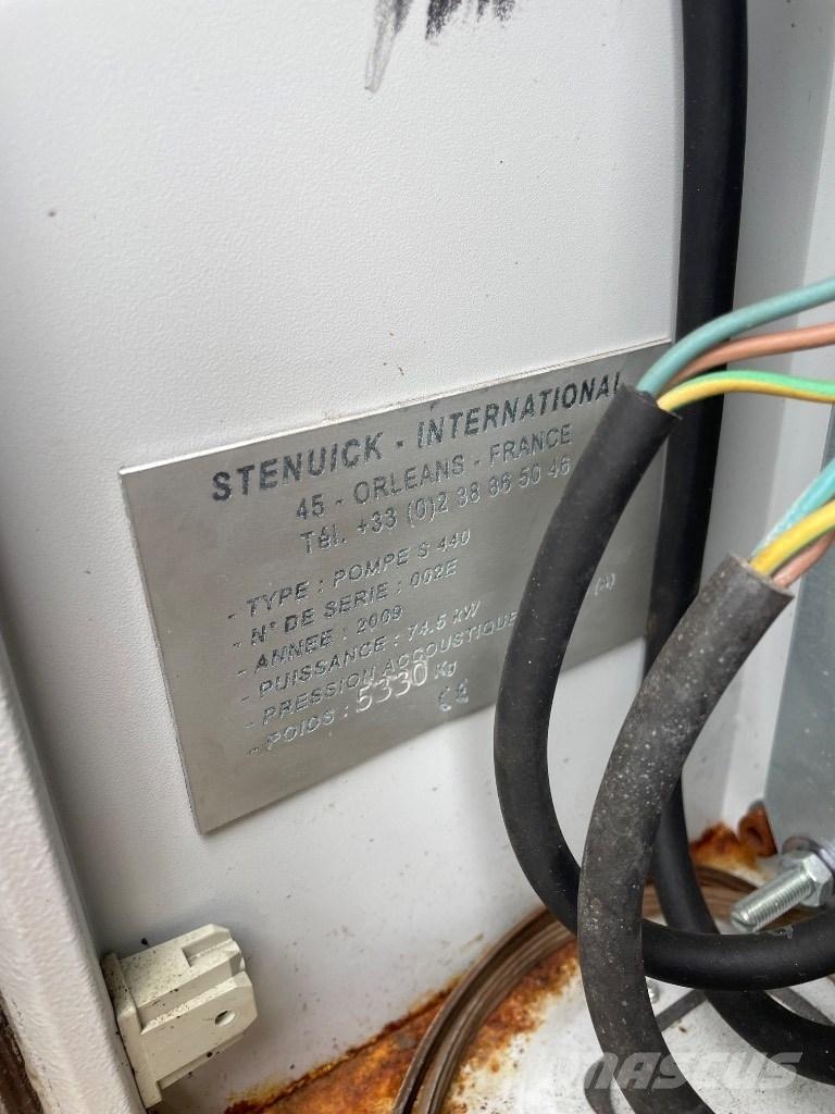 Stenuick S440 Kamioni za pokretne bušotine