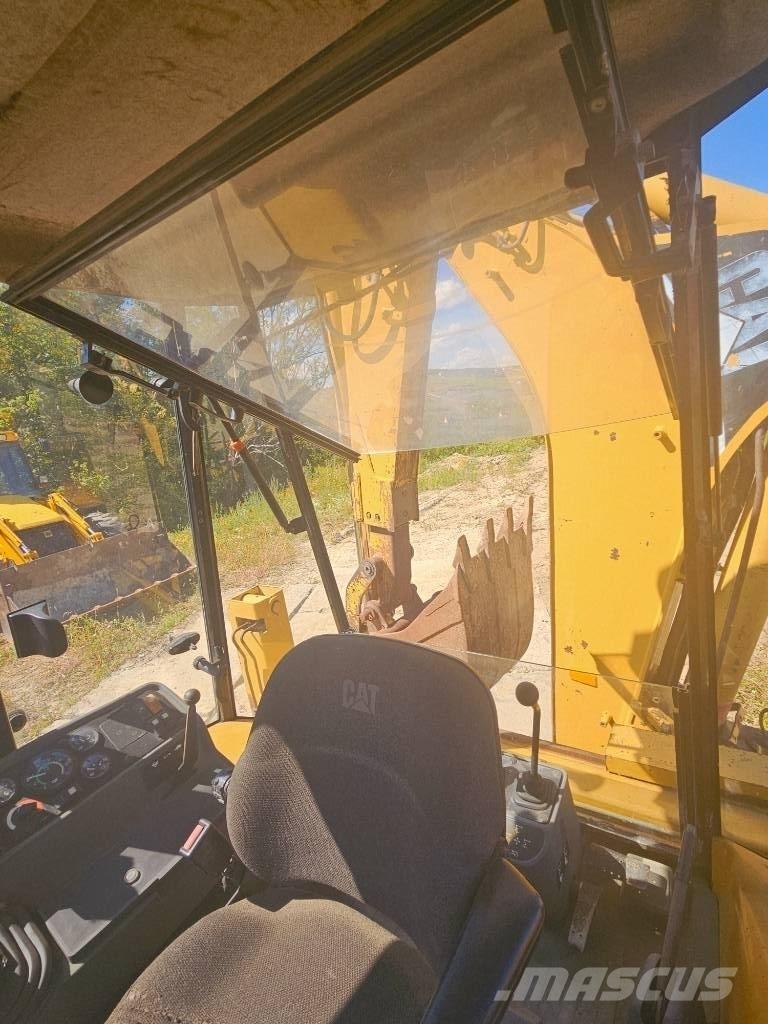 CAT 428 C Utovarni rovokopači