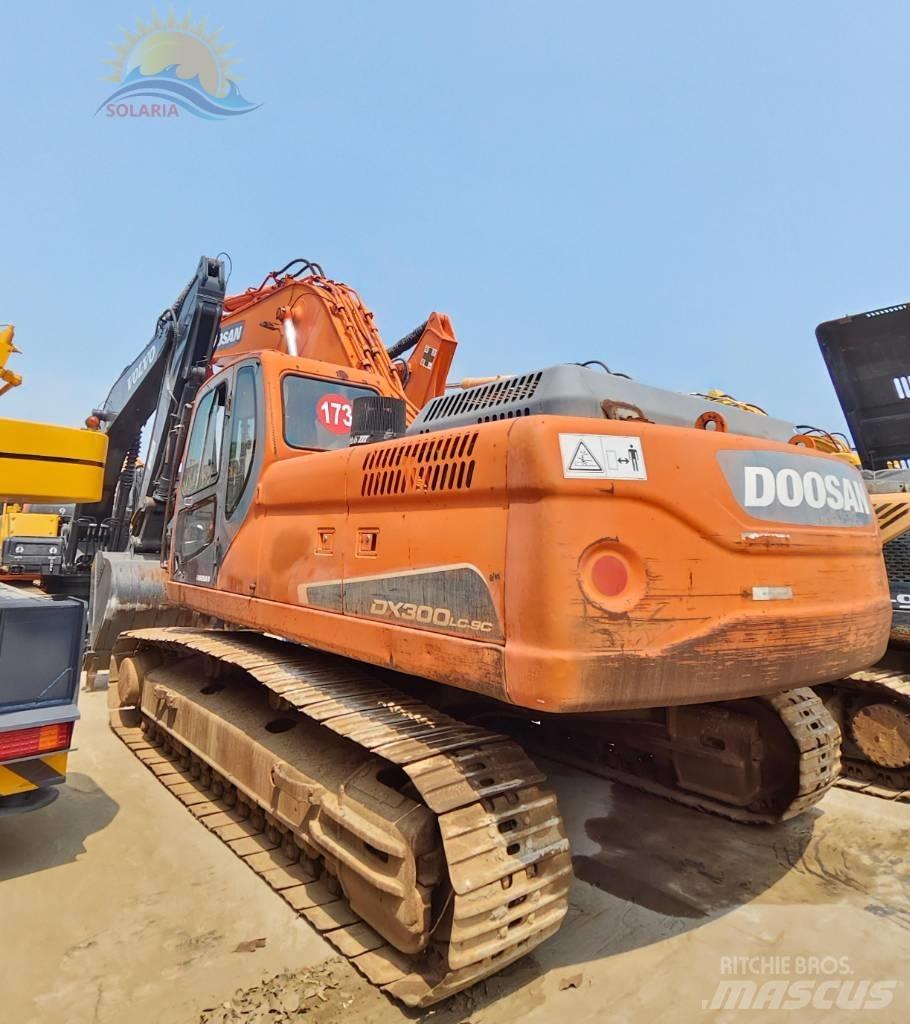 Doosan DX 300 LC Bageri gusjeničari