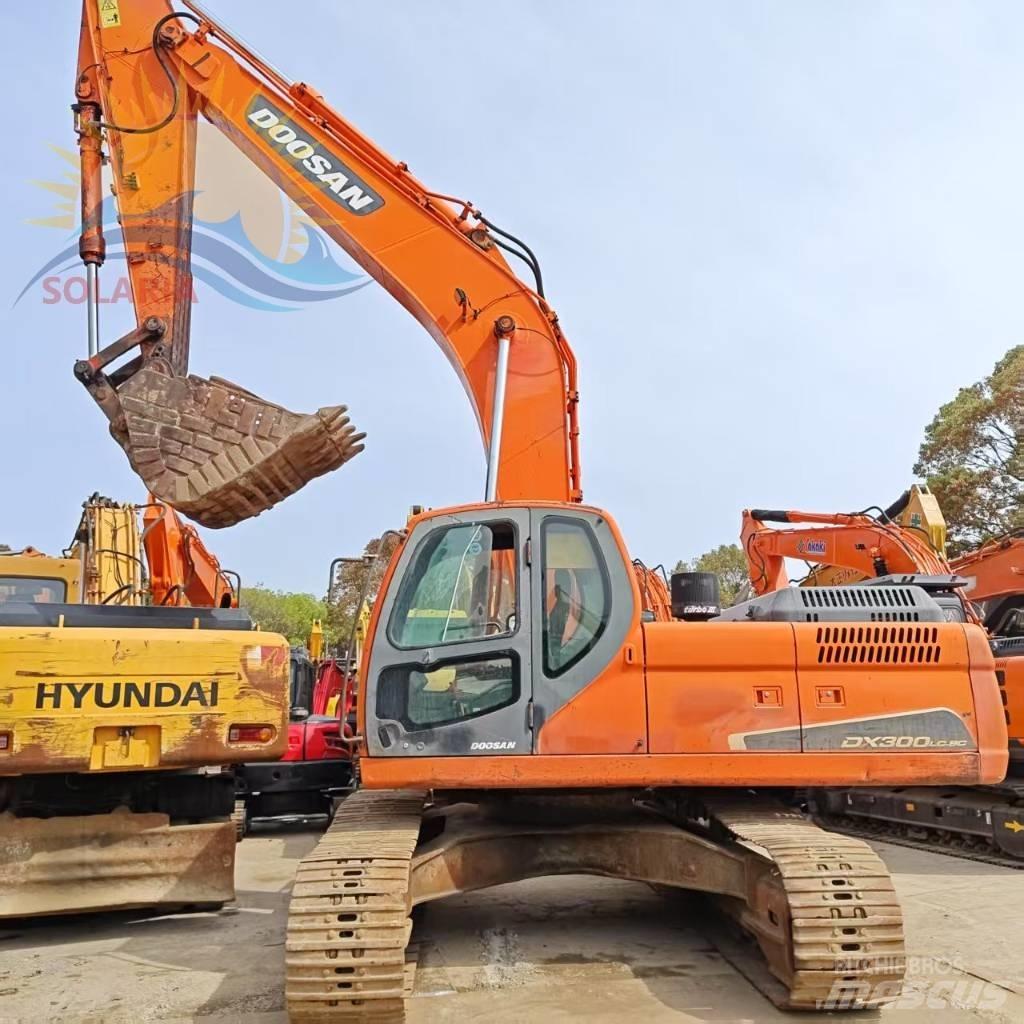 Doosan DX 300 LC Bageri gusjeničari