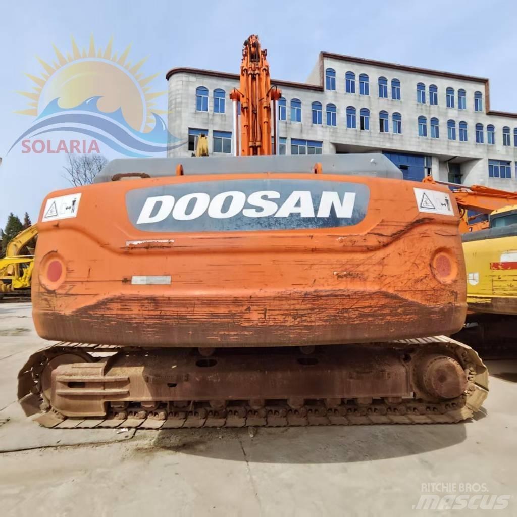 Doosan DX 300 LC Bageri gusjeničari