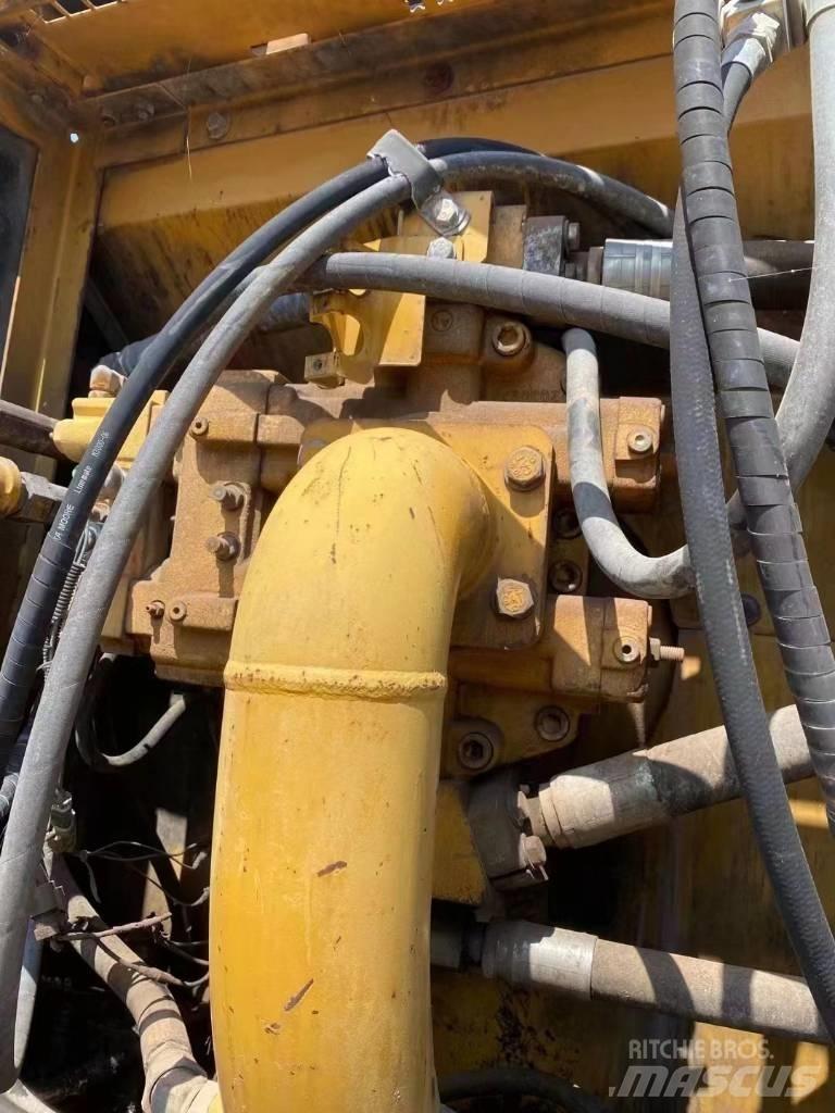 CAT 336 Bageri gusjeničari