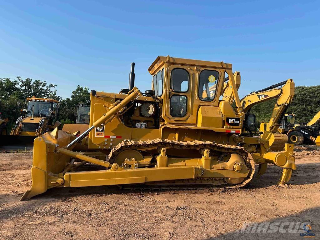 CAT D 7 G Buldožeri gusjeničari