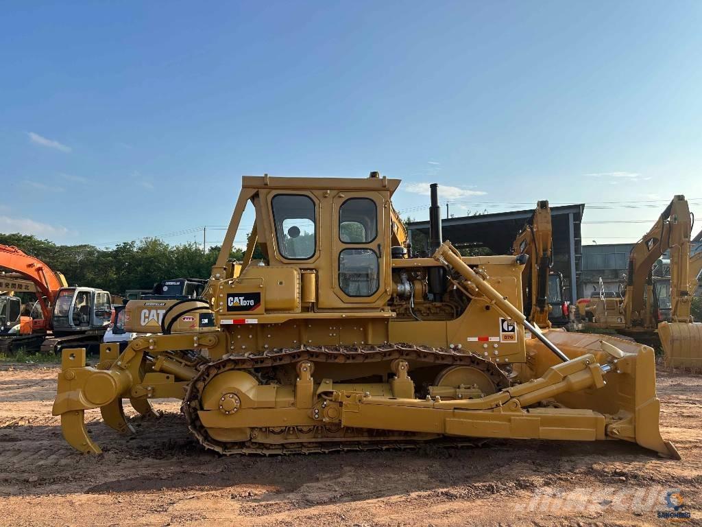 CAT D 7 G Buldožeri gusjeničari