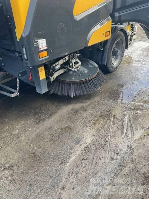 Schmidt Wasa 300+ Strojevi za metenje