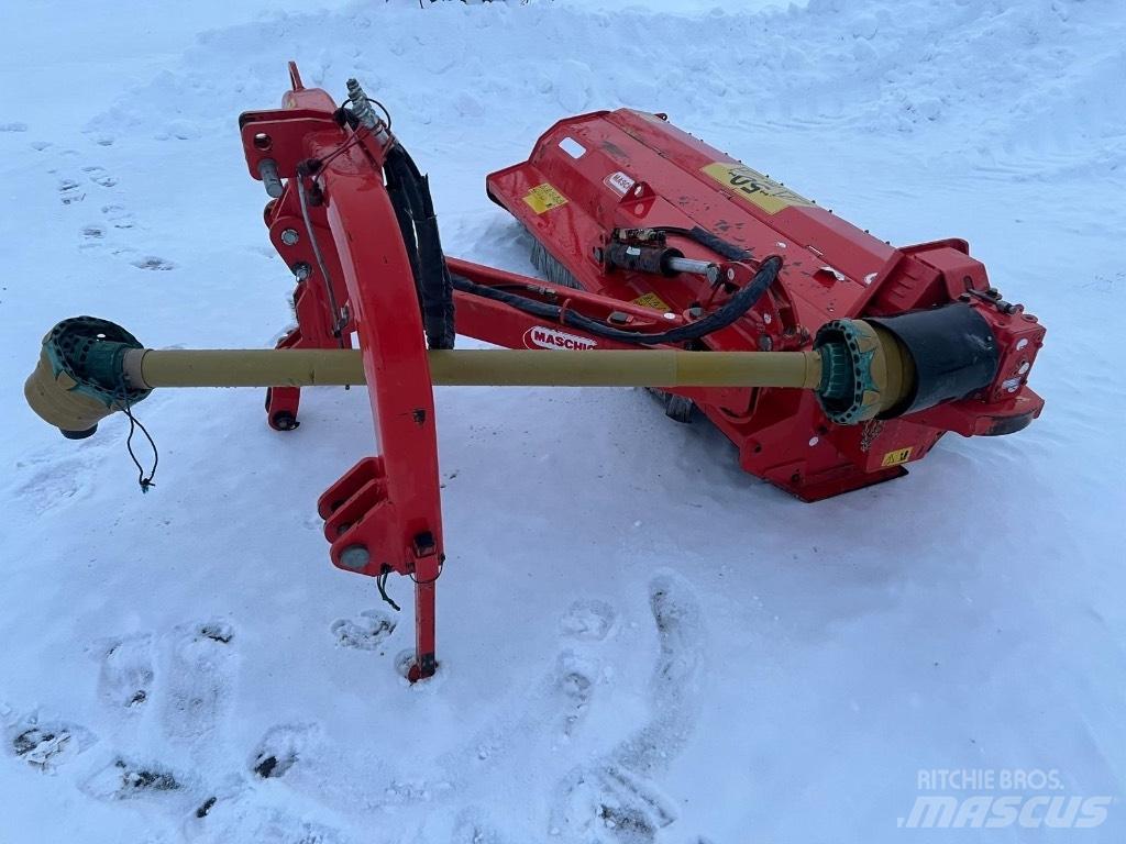 Maschio Giraffa 210 Kosilice za pašnjak
