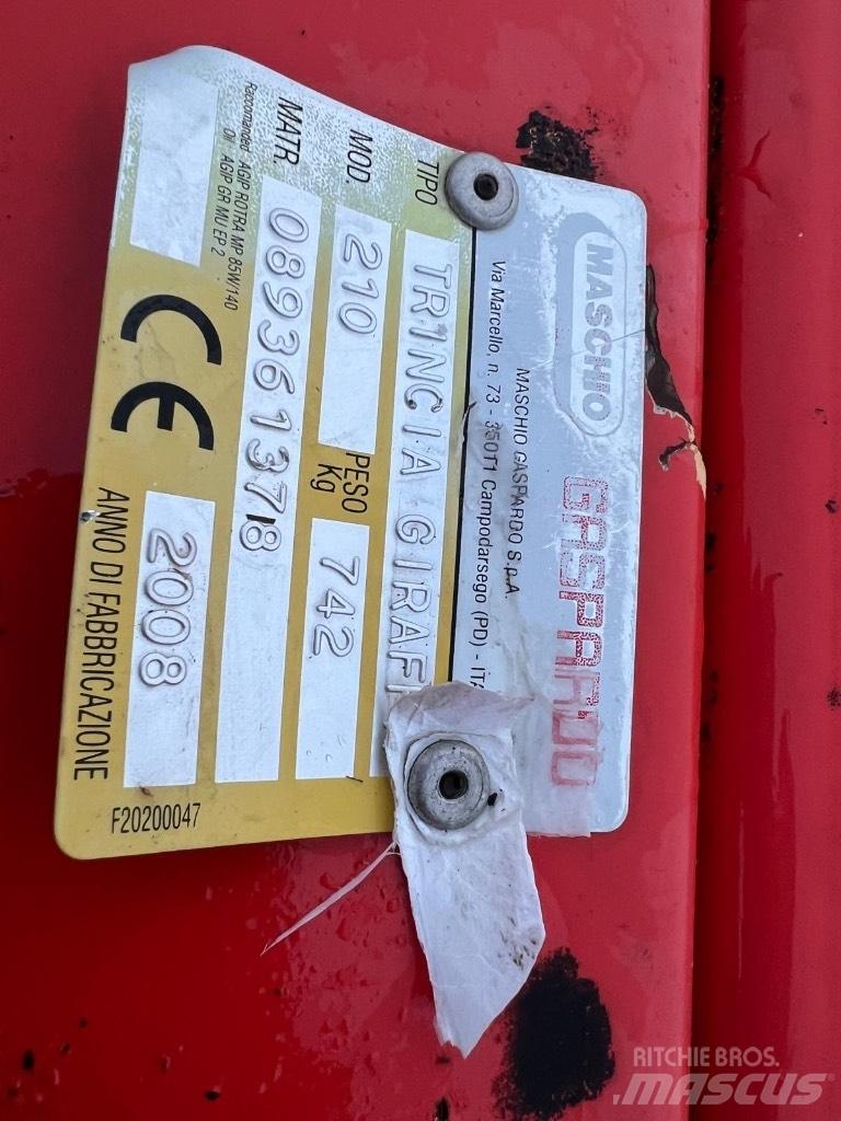 Maschio Giraffa 210 Kosilice za pašnjak