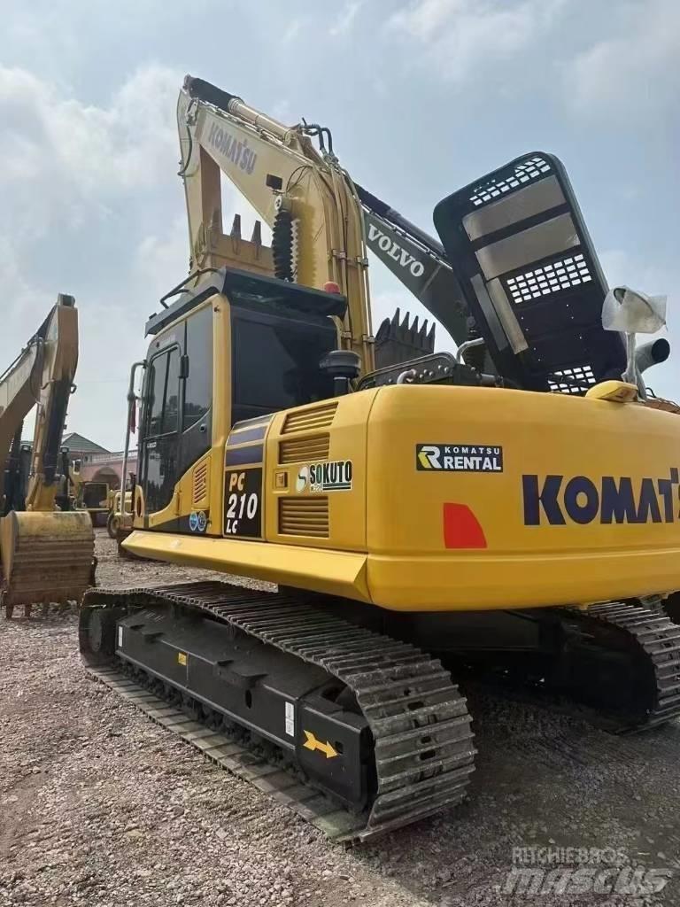 Komatsu 210-8 Bageri gusjeničari