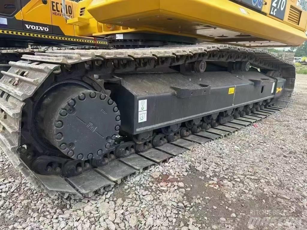 Komatsu 210-8 Bageri gusjeničari