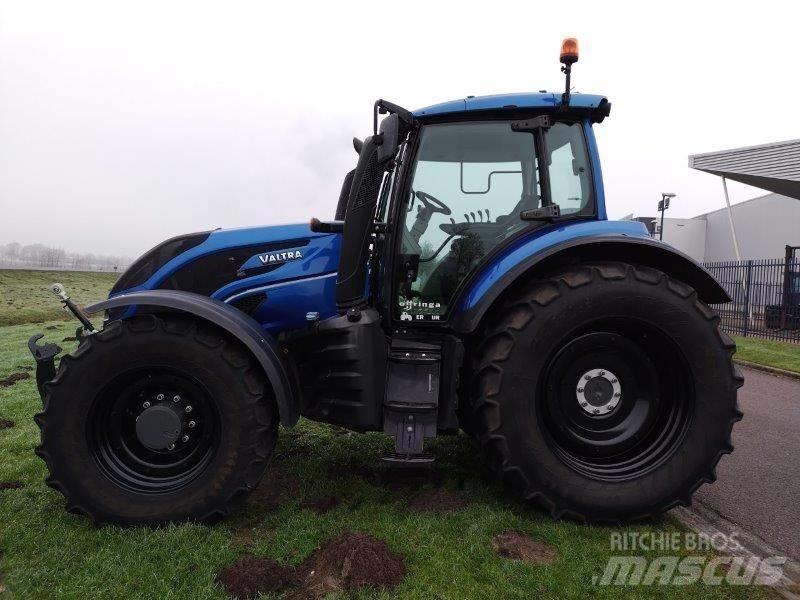 Valtra T 234 A Traktori