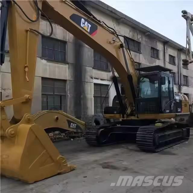 CAT 324 D Bageri gusjeničari