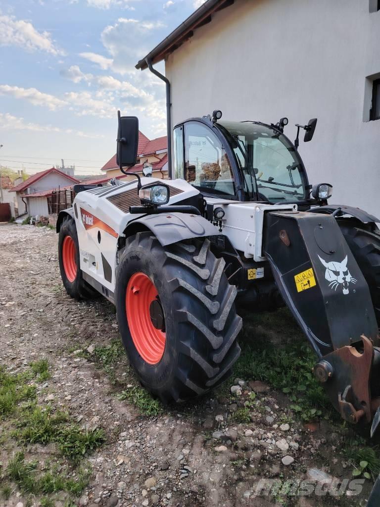 Bobcat TL 38.70 Agri Teleskopski viličari