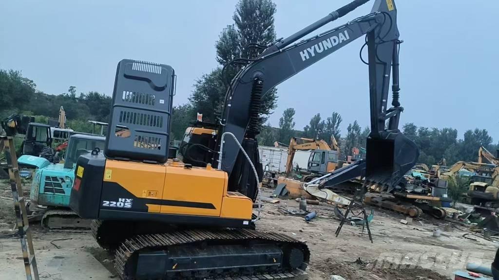 Hyundai HX220S Bageri gusjeničari