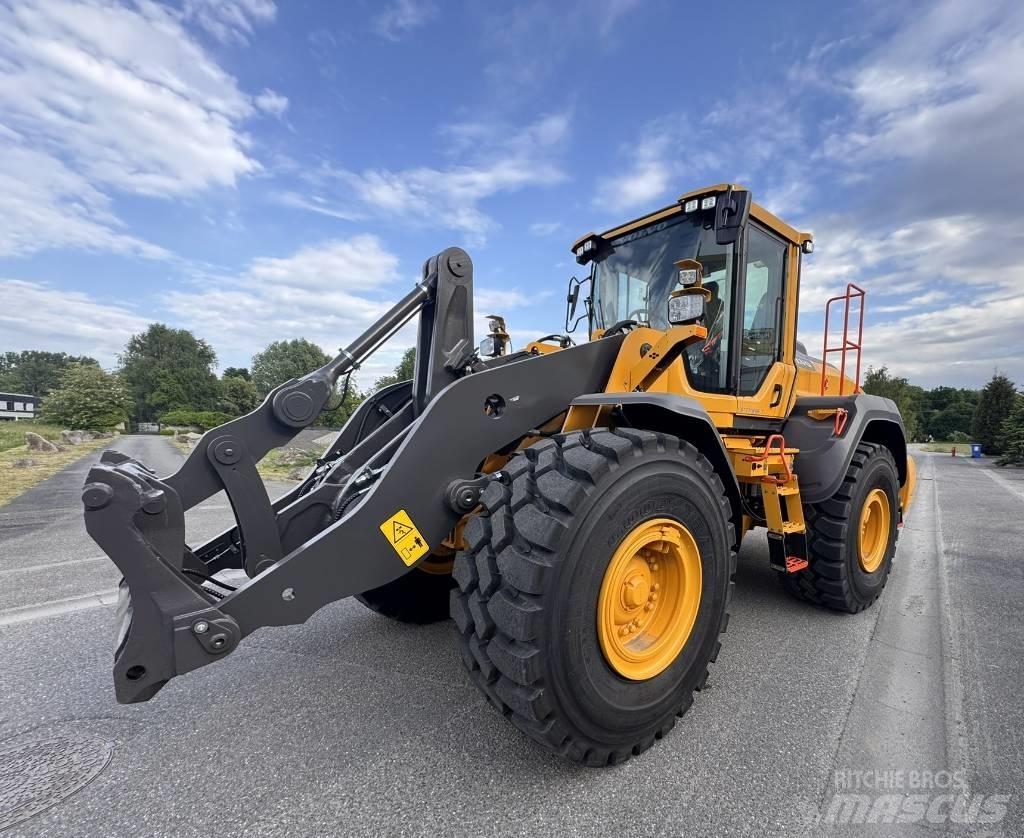 Volvo L 120 H2 Utovarivači na kotačima