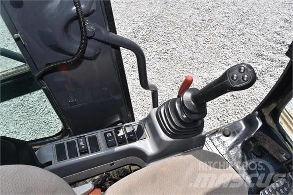 Hitachi ZX 135 Bageri gusjeničari