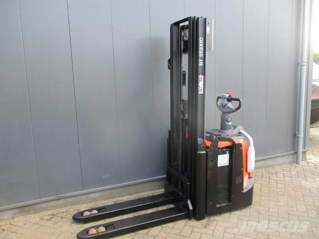 Toyota SPE 120L Ručni električni viličar