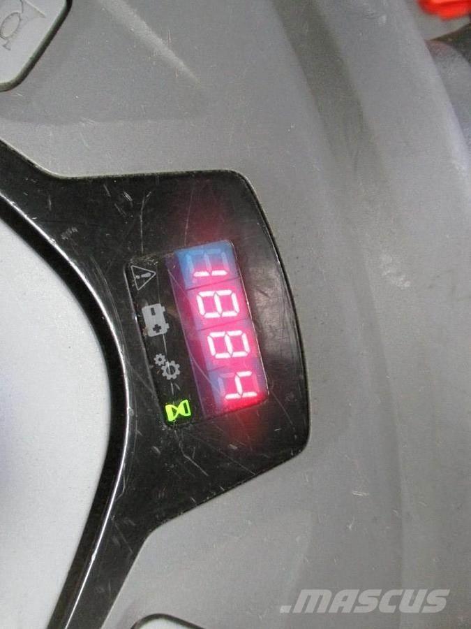 Toyota SPE 120L Ručni električni viličar