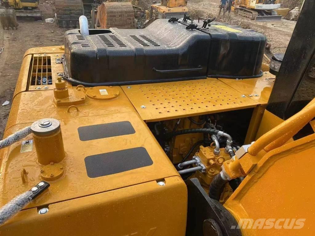 Sany SY 215 C Bageri gusjeničari