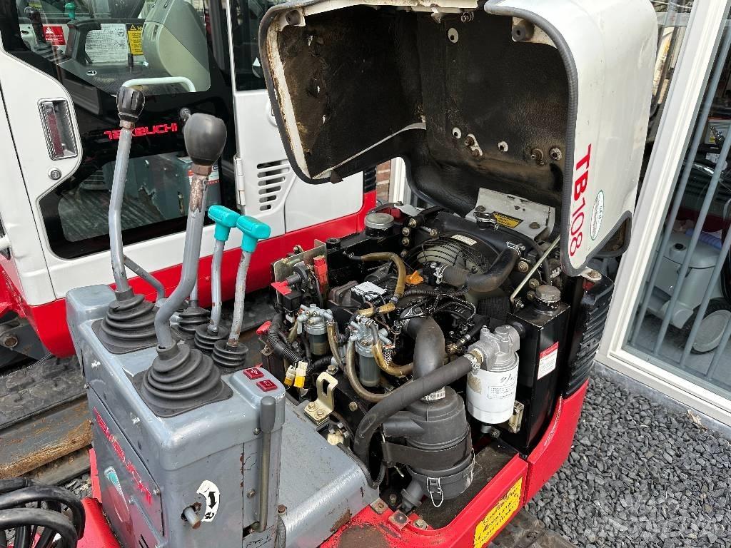 Takeuchi TB108 Mini bageri <7t